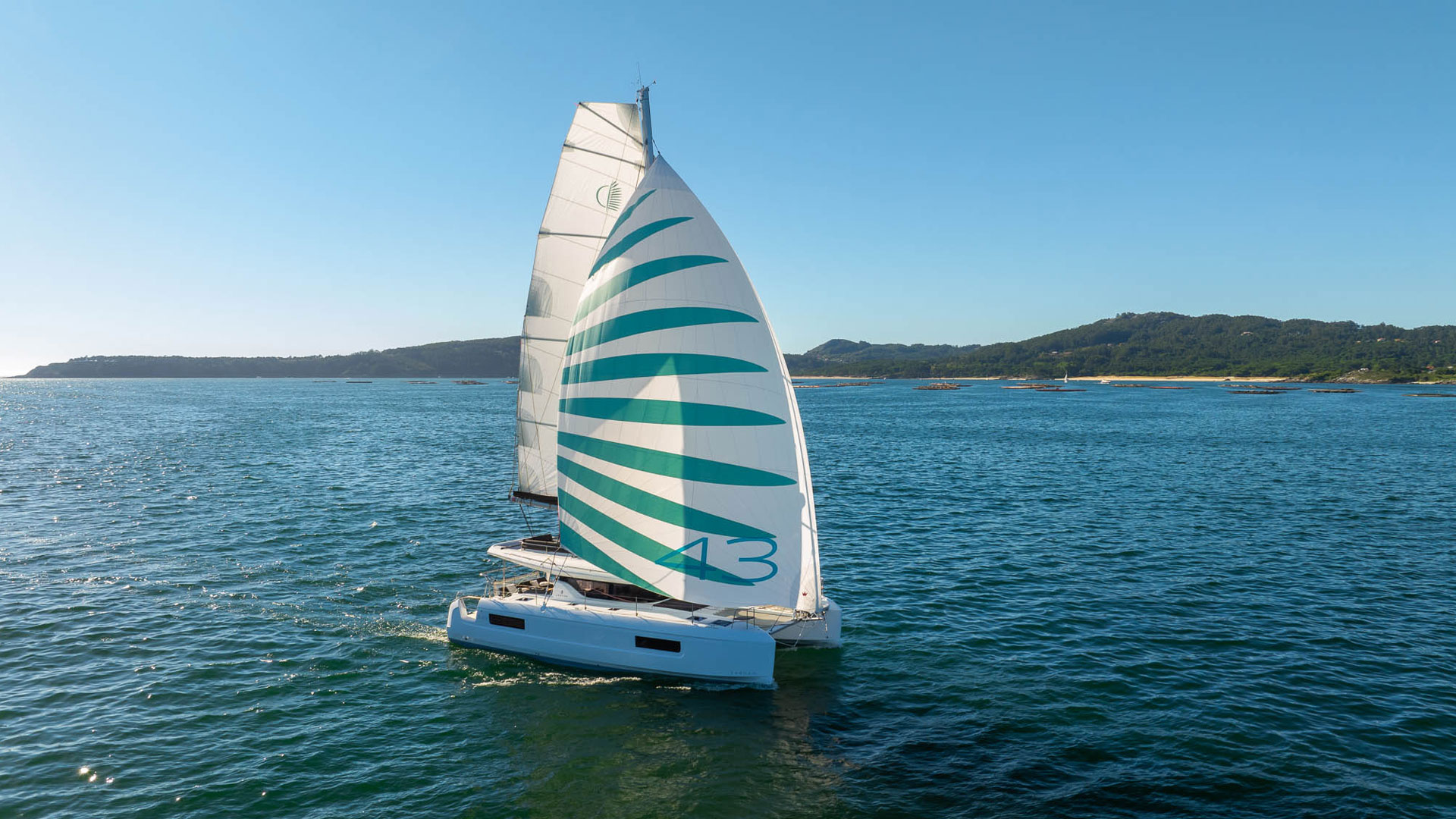 Lagoon 43 під вітрилами